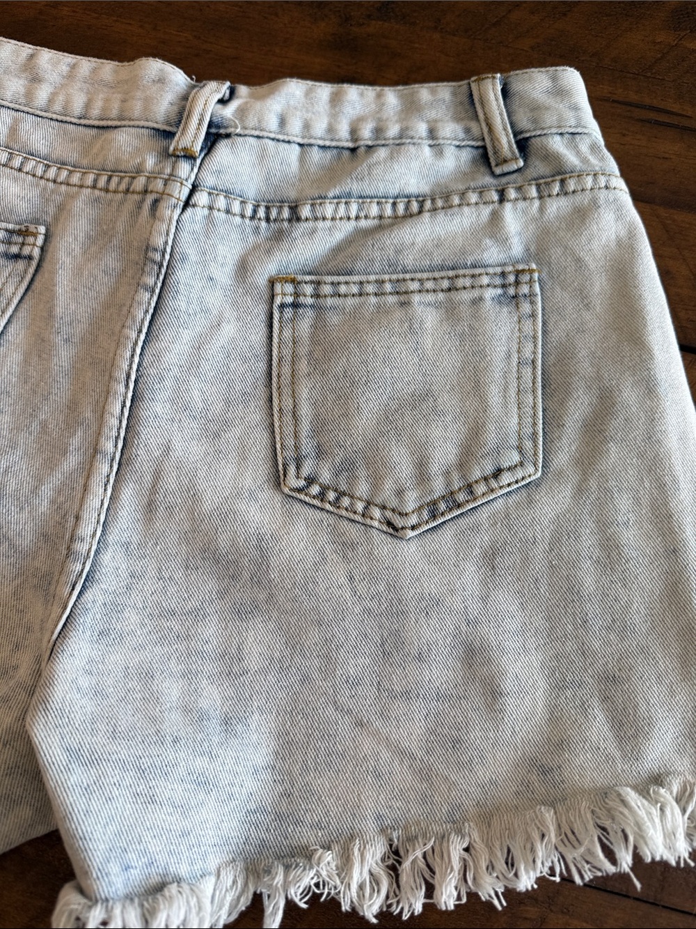 sofia by sofia vergara Light Wash Distressed Denim Shorts - Picture 5 of 8